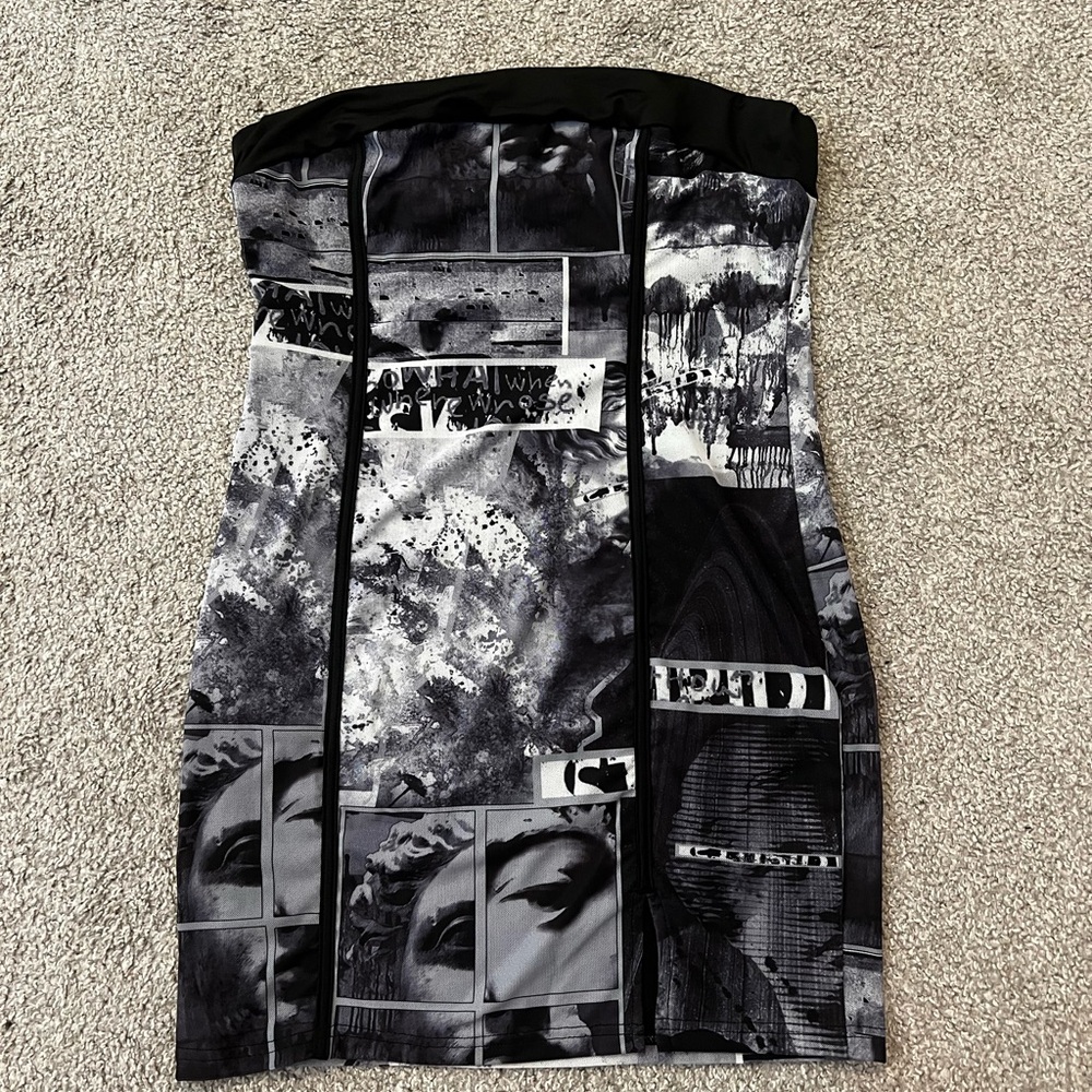 Bodycon graphic dress